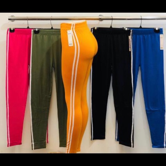 Wow what a deal 3 comfy leggings with strips - Picture 4 of 9